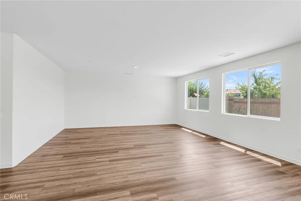 36623 Cordoba Trail, Beaumont, California 92223 home-pic-8